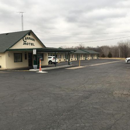 Budget Inn Caravan Motel Harrisonville Exterior photo